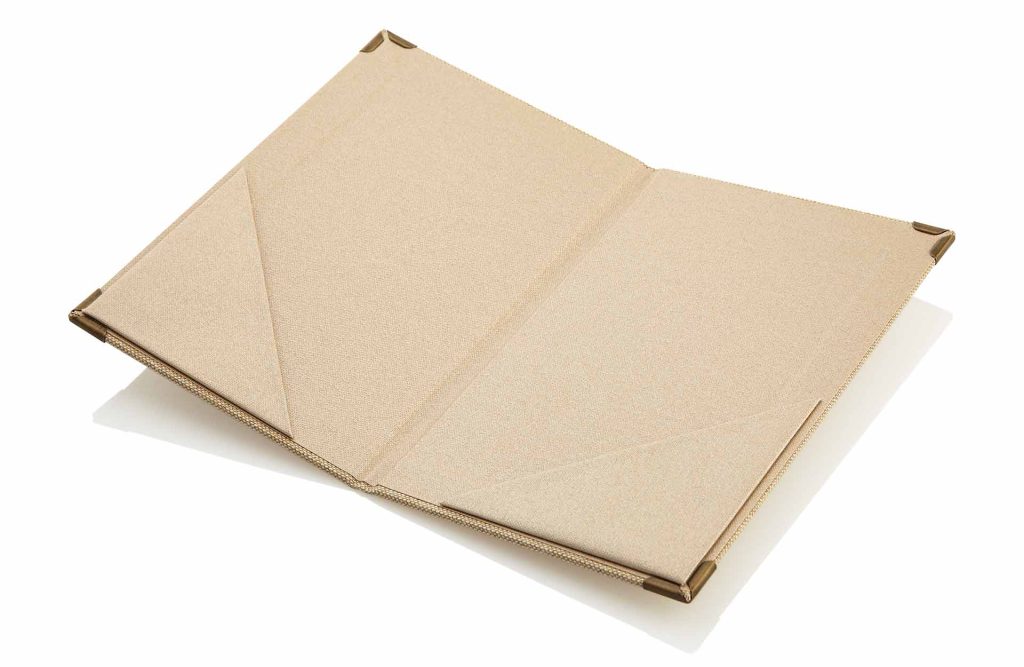 Gastrotopcard_Speisekarten_Rechnungsmappe_Bill_Lino_MG_3467.jpg