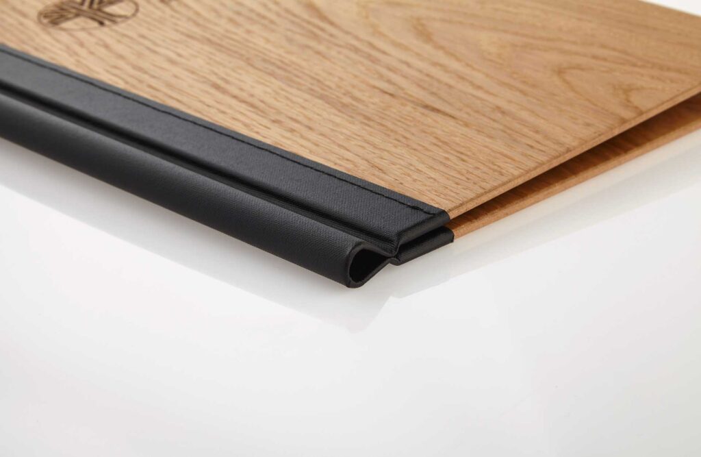 Gastrotopcard_Speisekarte_Modell_Quickfix_Woody_MG_9500.jpg