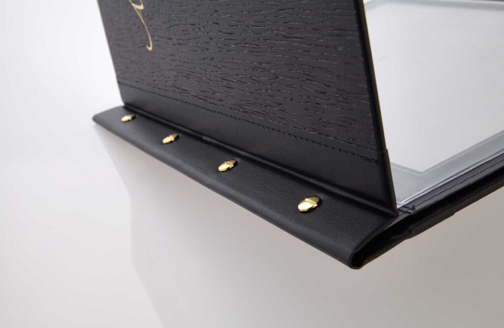 Gastrotopcard Speisekarte Select Woody mit Altholzstreifen