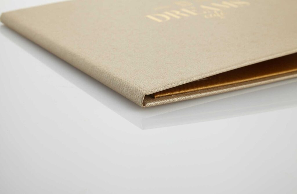 Gastrotopcard Speisekarten Finessino Medici in beige