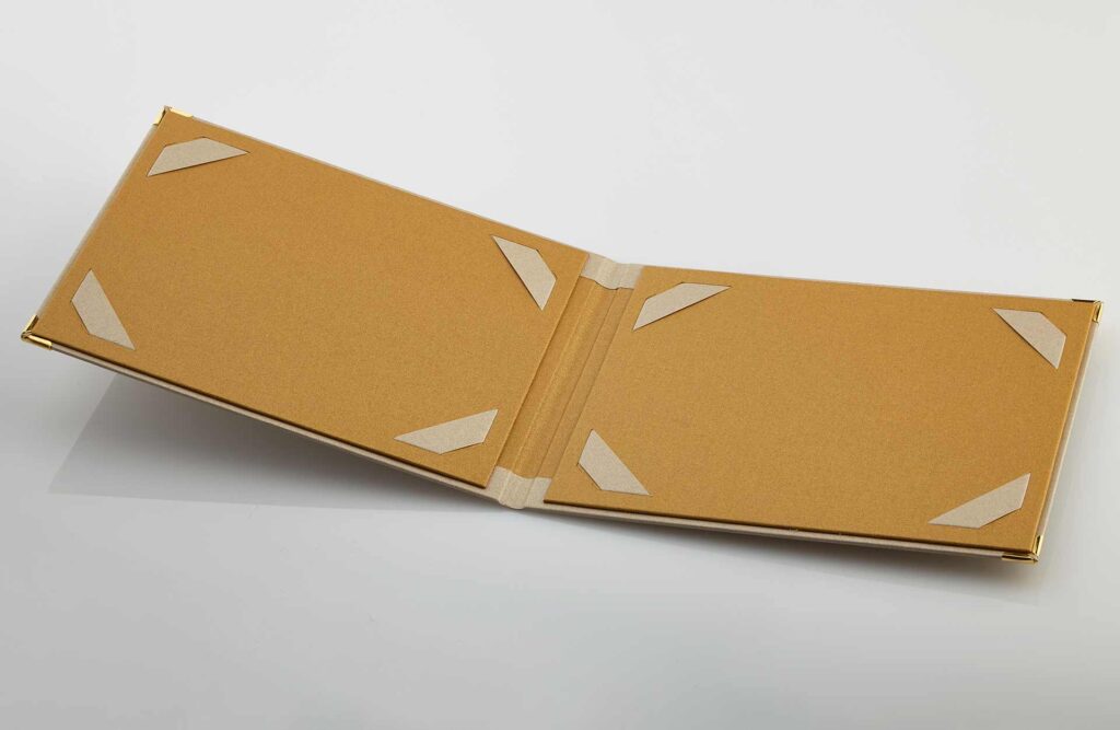 Gastrotopcard Speisekarten Finessino Medici in beige