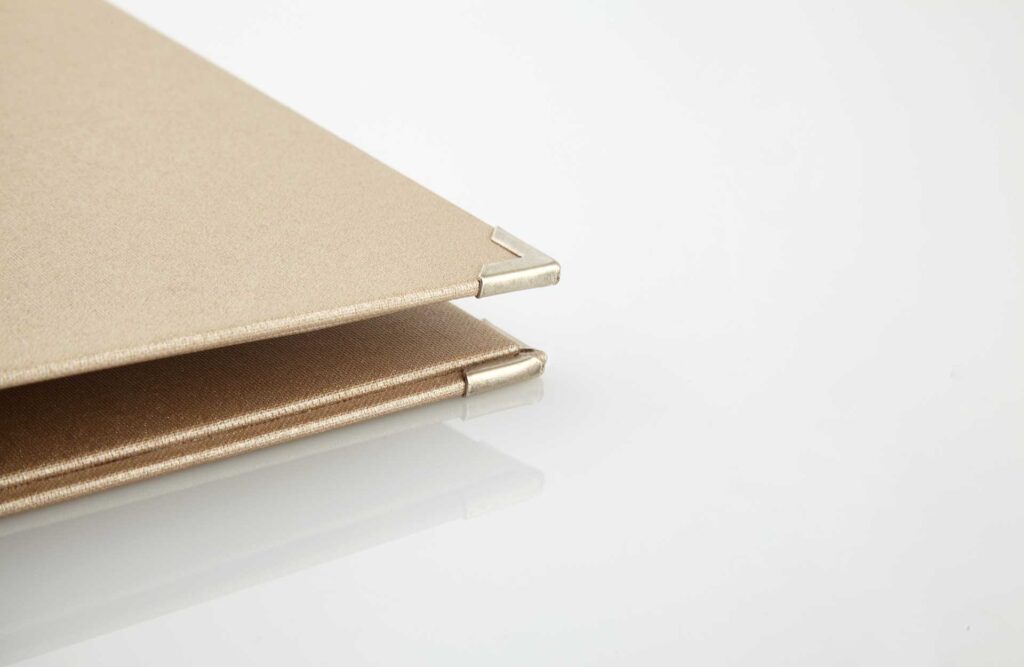 Gastrotopcard Speisekarten Finesso Druckknopfleiste Medici in beige