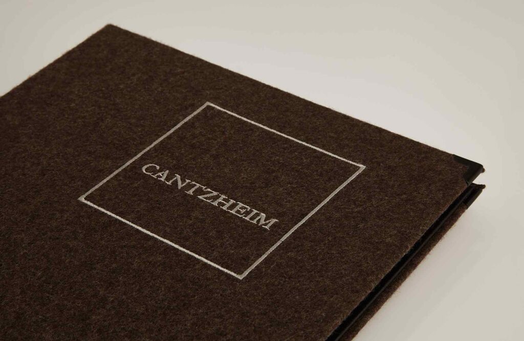 Gastrotopcard_Speisekarten_Finesso_Magnetleiste_Loden_MG_1117.jpg