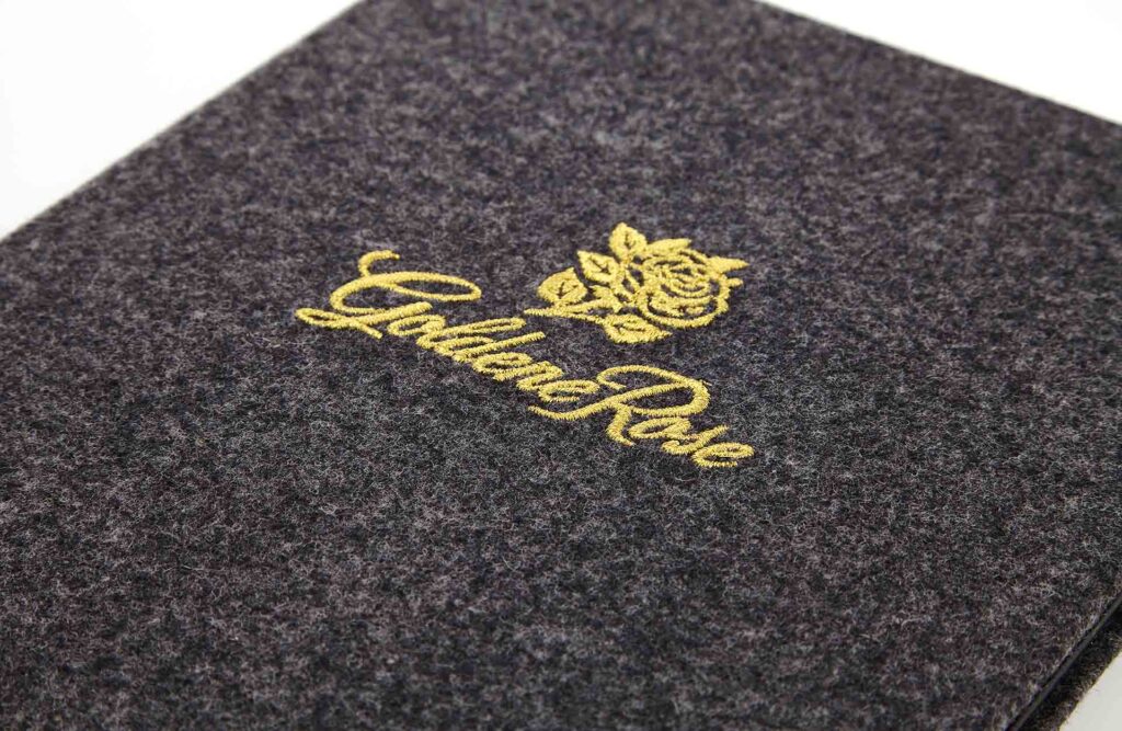Gastrotopcard_Speisekarten_Finesso_Magnetleiste_Loden_MG_1689.jpg