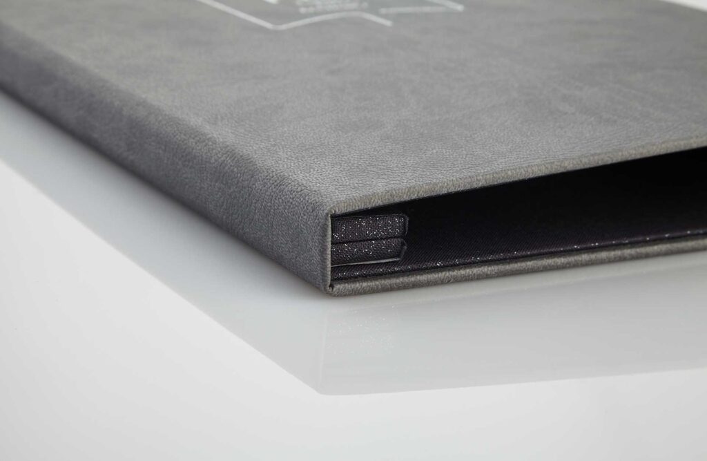 Gastrotopcard Speisekarte Finesso Magnetleiste Weichleder in grau