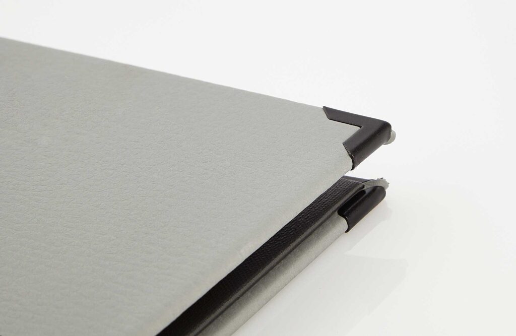 Gastrotopcard Speisekarten Finesso Schraubleiste Designleder in Grau