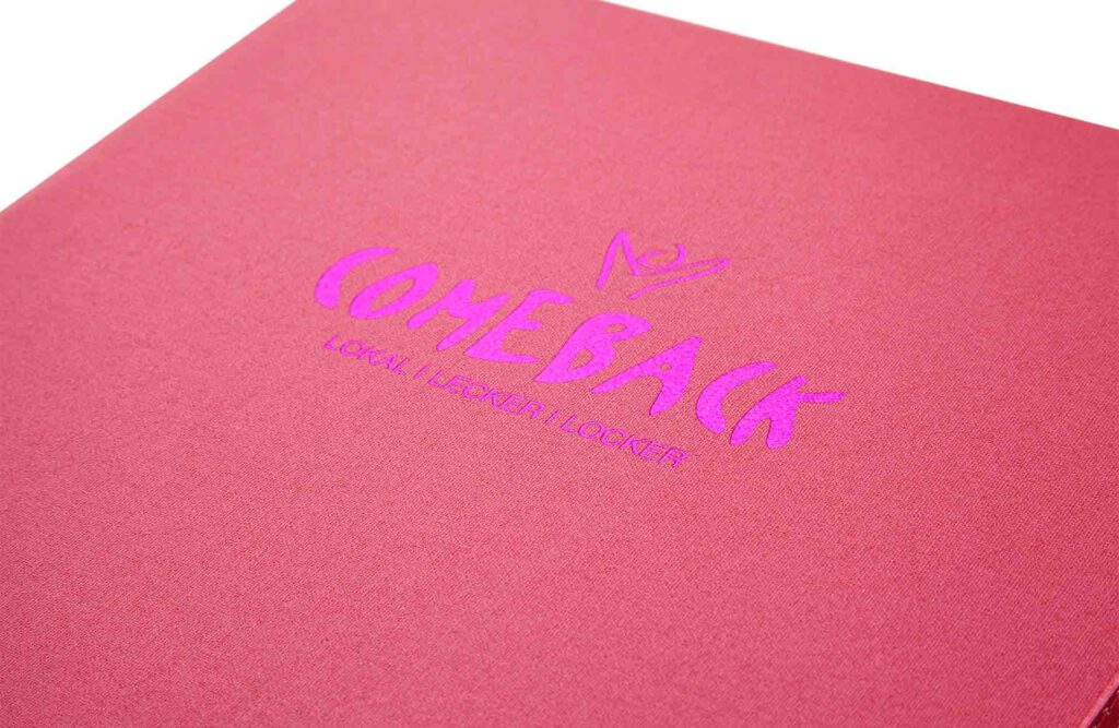 Speisekarte aus Medici in Pink mit Schraubleiste innen