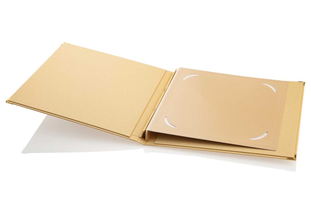 Gastrotopcard_Speisekarten_Finesso_Schraubleiste_Medici_MG_3761