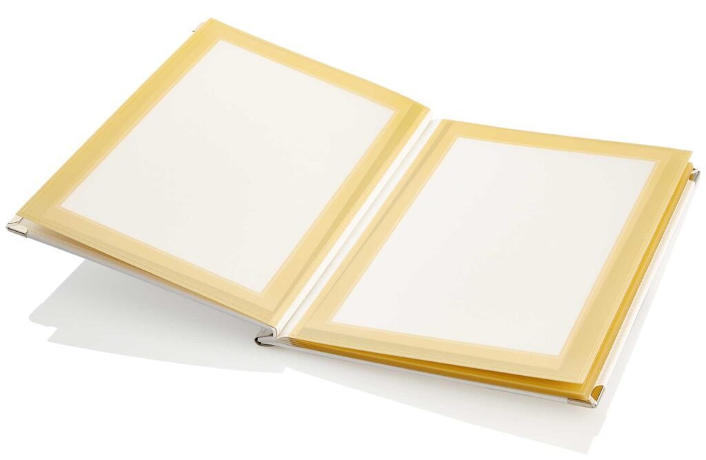 Weiße Speisekarte aus Designleder mit Wellenstanzung