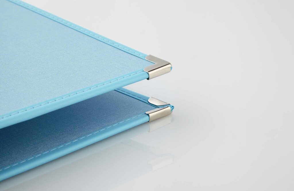 Gastrotopcard Zimmermappe Royal Medici in hellblau