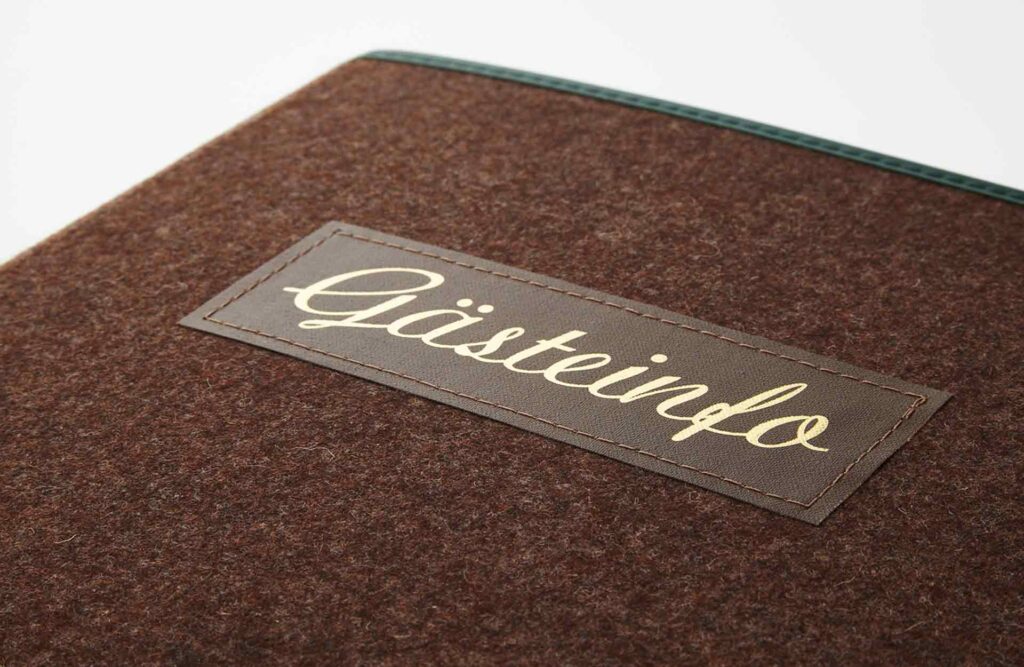 Gastrotopcard Zimmermappe Royal Loden