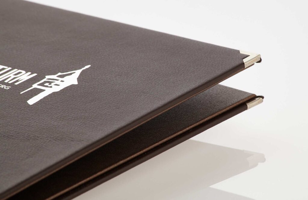 Gastrotopcard speisekarte weinkarte zimmermappe menucovers  MG