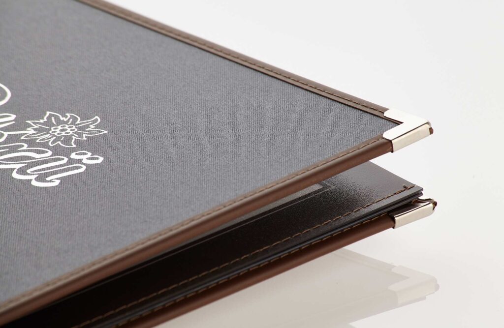 Gastrotopcard speisekarte weinkarte zimmermappe menucovers  MG