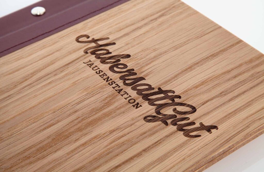 Sepsiekarte aus Holz von Gastrotopcard