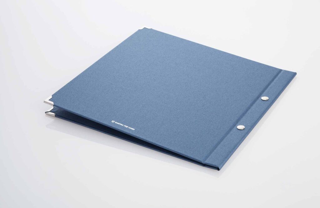 Speisekarte Modell Select in blauem Medici von Gastrotopcard