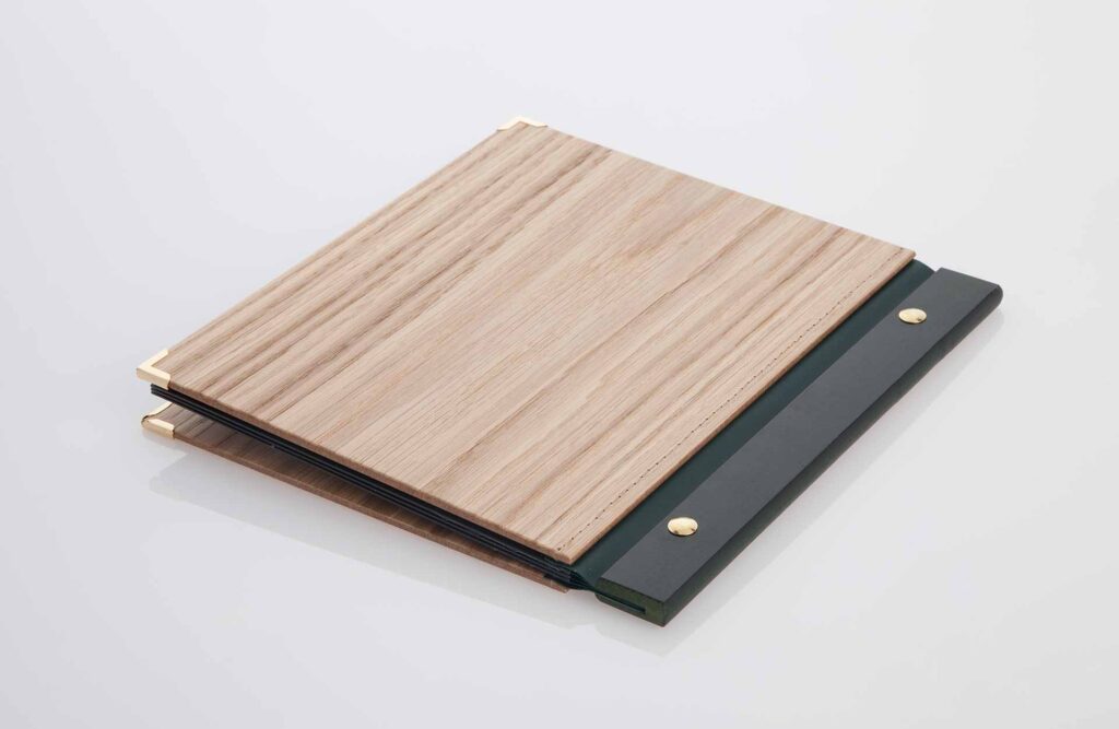 Speisekarte Modell Jubilar aus Holz von Gastrotopcard