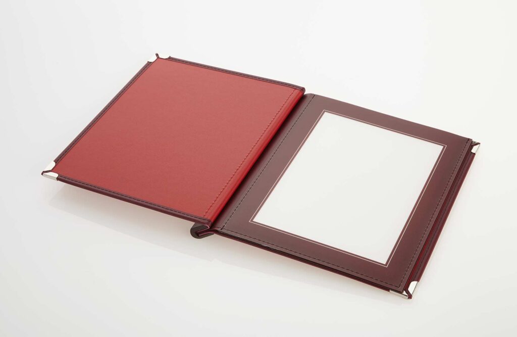 Speisekarte mit Folien aus Designleder