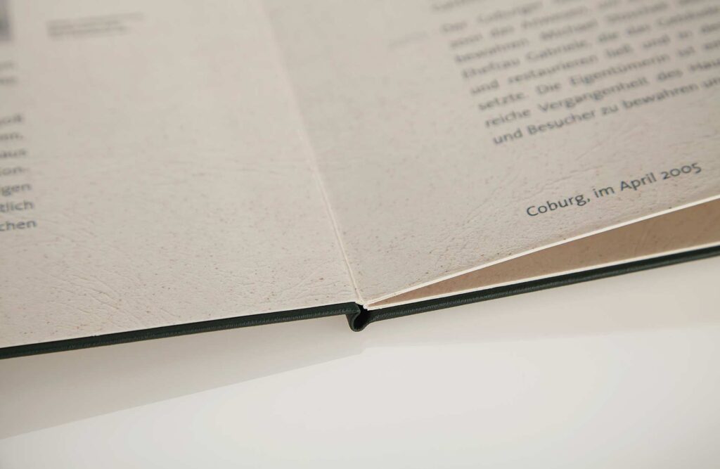 Speisekarte mit Buchbindung
