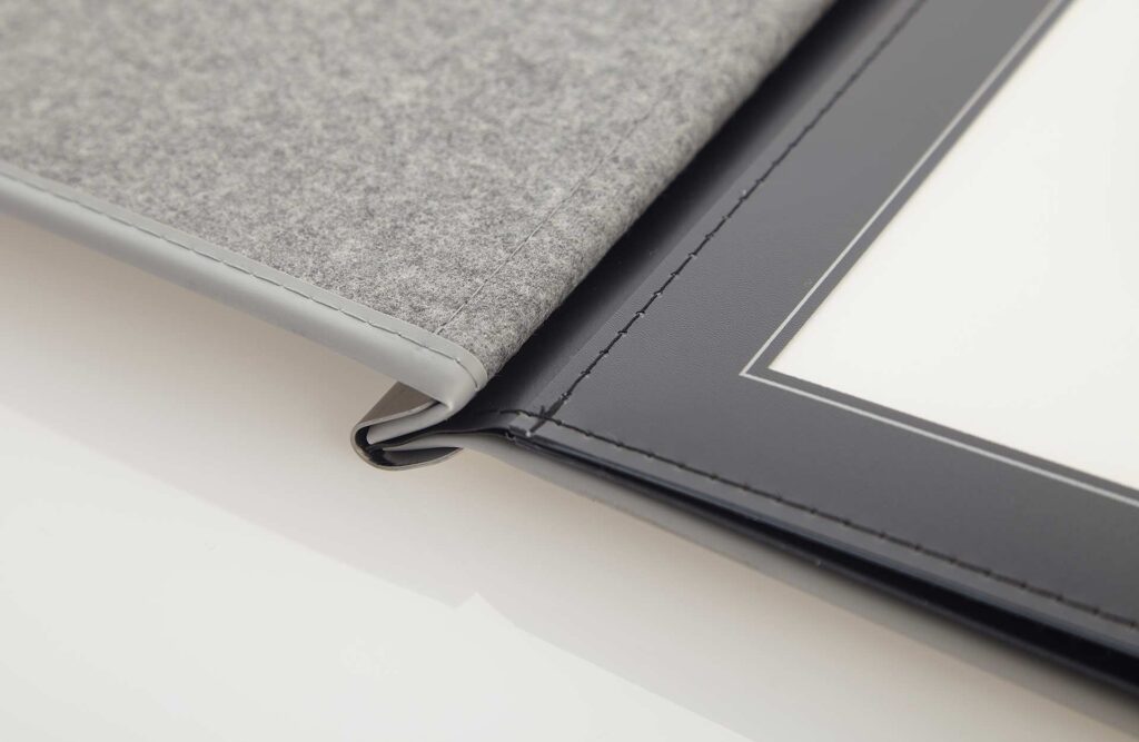 Speisekarte Modell Jubilar aus Loden von Gastrotopcard