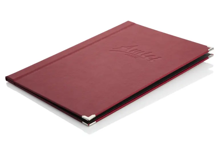 Speisekarte aus Leder in rot