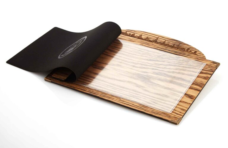 Gastrotopcard_Speisekarten_Menuboard_Leiste_Woody_Designledercover_MG_0904.jpg