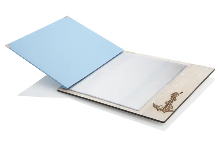 Gastrotopcard_Speisekarten_Selectboard_Woody_Medicicover_MG_4325.webp