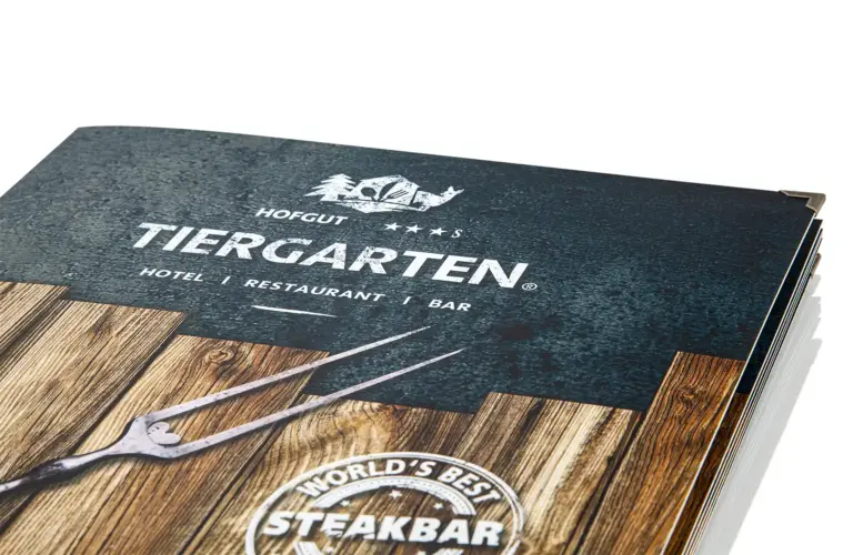 Gastrotopcard_Speisekarten_Topcard_Karton_Print_MG_4233.webp
