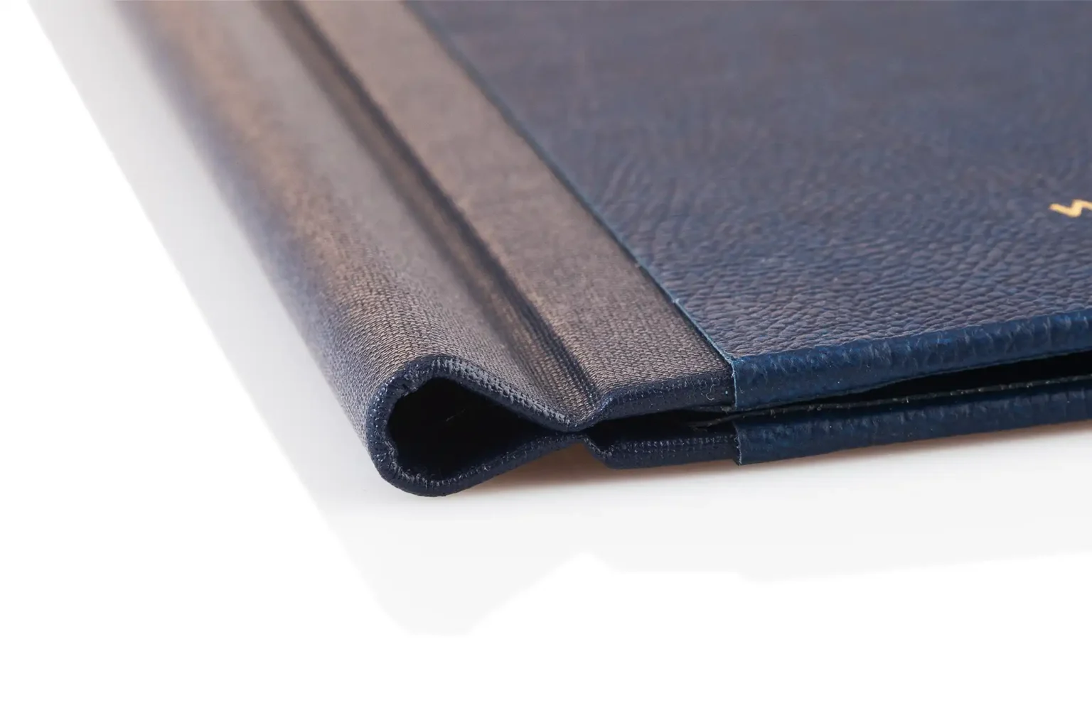 Speisekarten aus Weichleder in blau bei Gastrotopcard kaufen