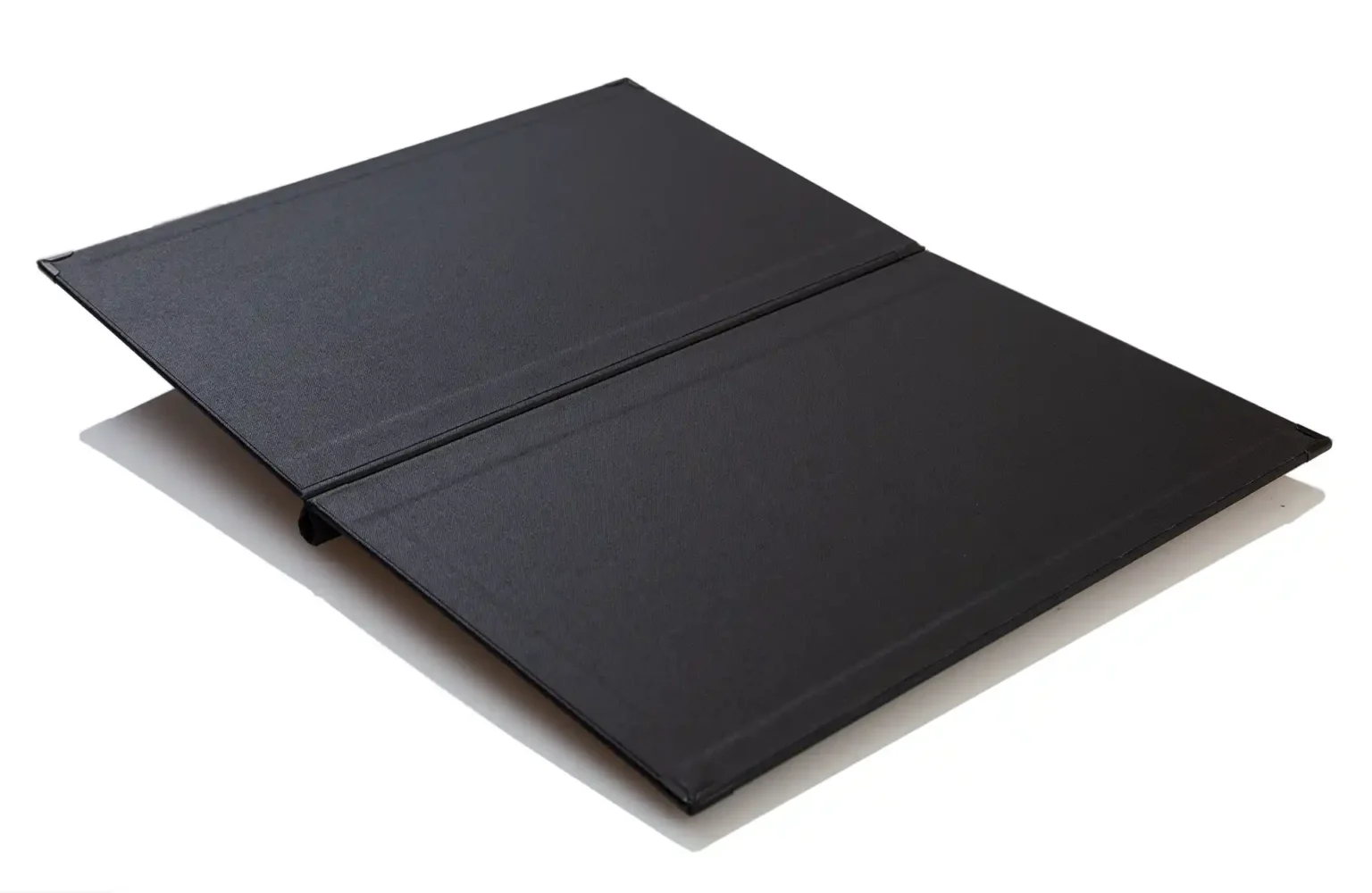 Speisekarten und Menümappen aus Buchbindereinen in schwarz bei Gastrotopcard kaufen