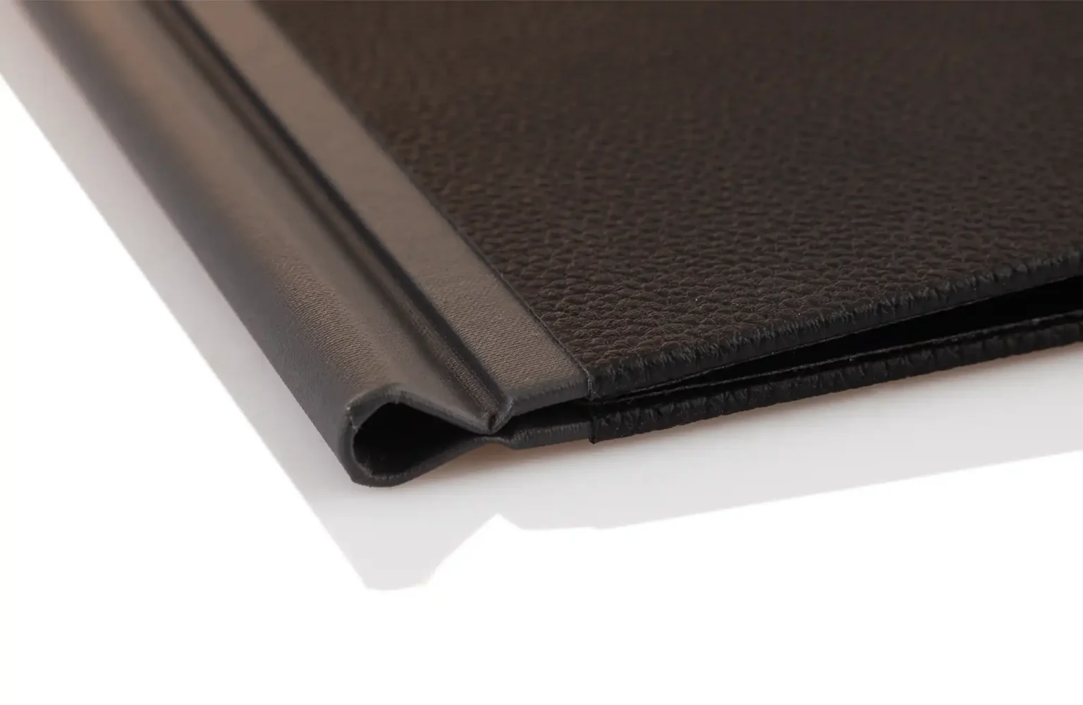 Speisekarte mit Klemmrücken in schwarz bei Gastrotopcard kaufen