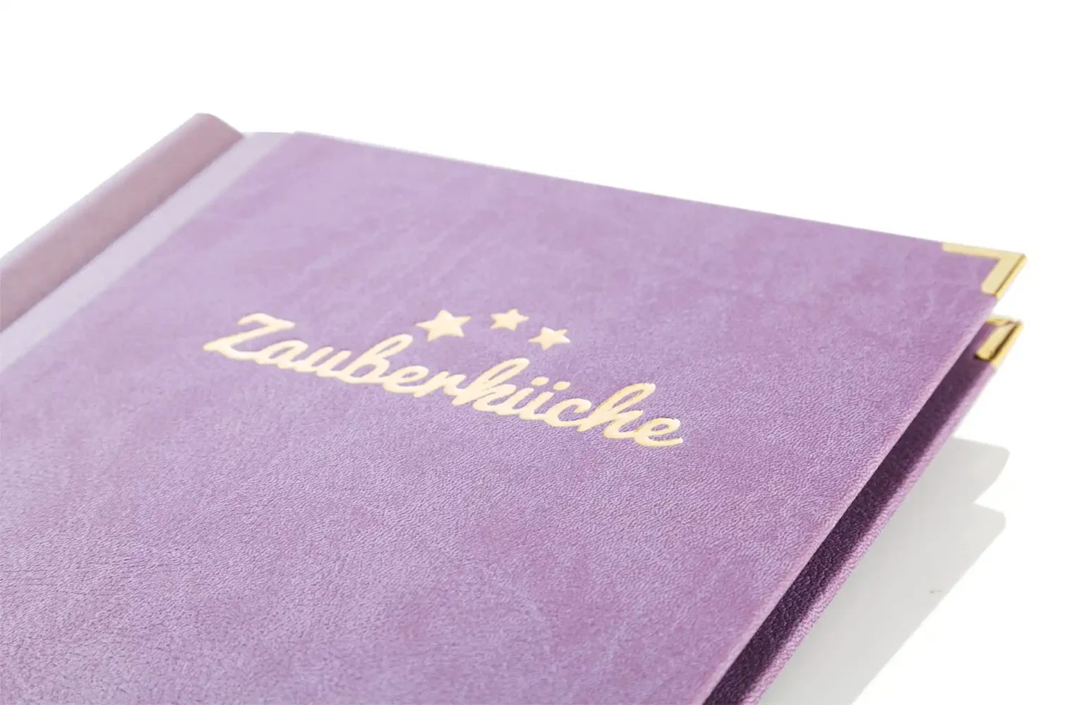 Speisekarten in quadratischem Format mit goldenem Logo bei Gastrotopcard kaufen