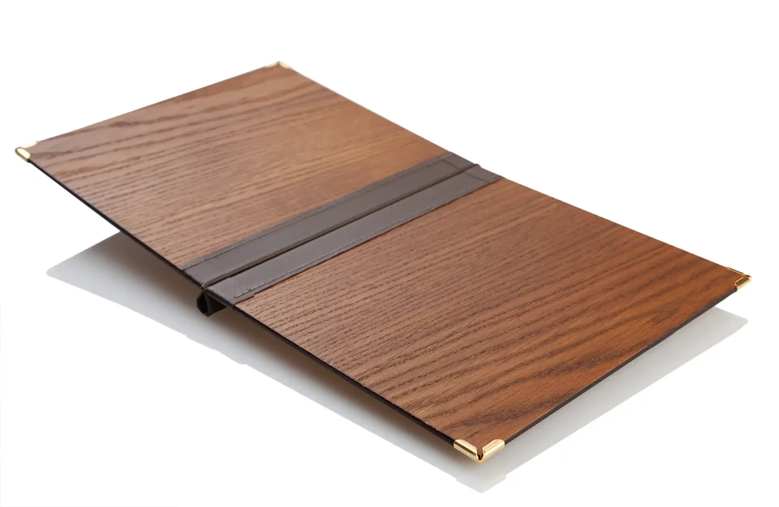 Speisekarte aus Holz in quadratischem Format mit Klemmrücken bei Gastrotopcard kaufen