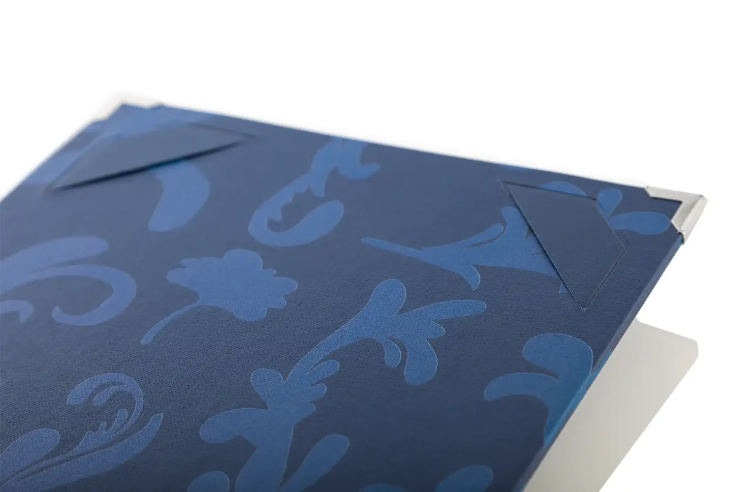 Menuboard in blau mit UV-Druck kaufen bei Gastrotopcard
